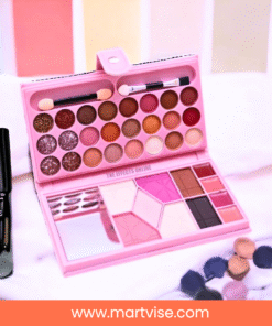 ub-ultra-beauty-makeup-kit-colours.jpg – UB Ultra Beauty Makeup Kit with pigmented mattes, shimmers and glitter shades