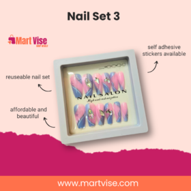 artificial-nail-set-2-gold-line.jpg – artificial nail set with gold line designs and crystals for elegant nail art