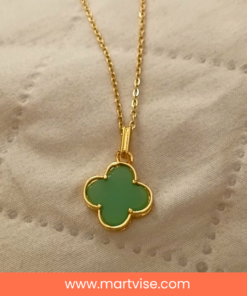 stainless-steel-clover-necklace-main.jpg – Elegant gold-tone stainless steel clover necklace with green enamel pendant.
