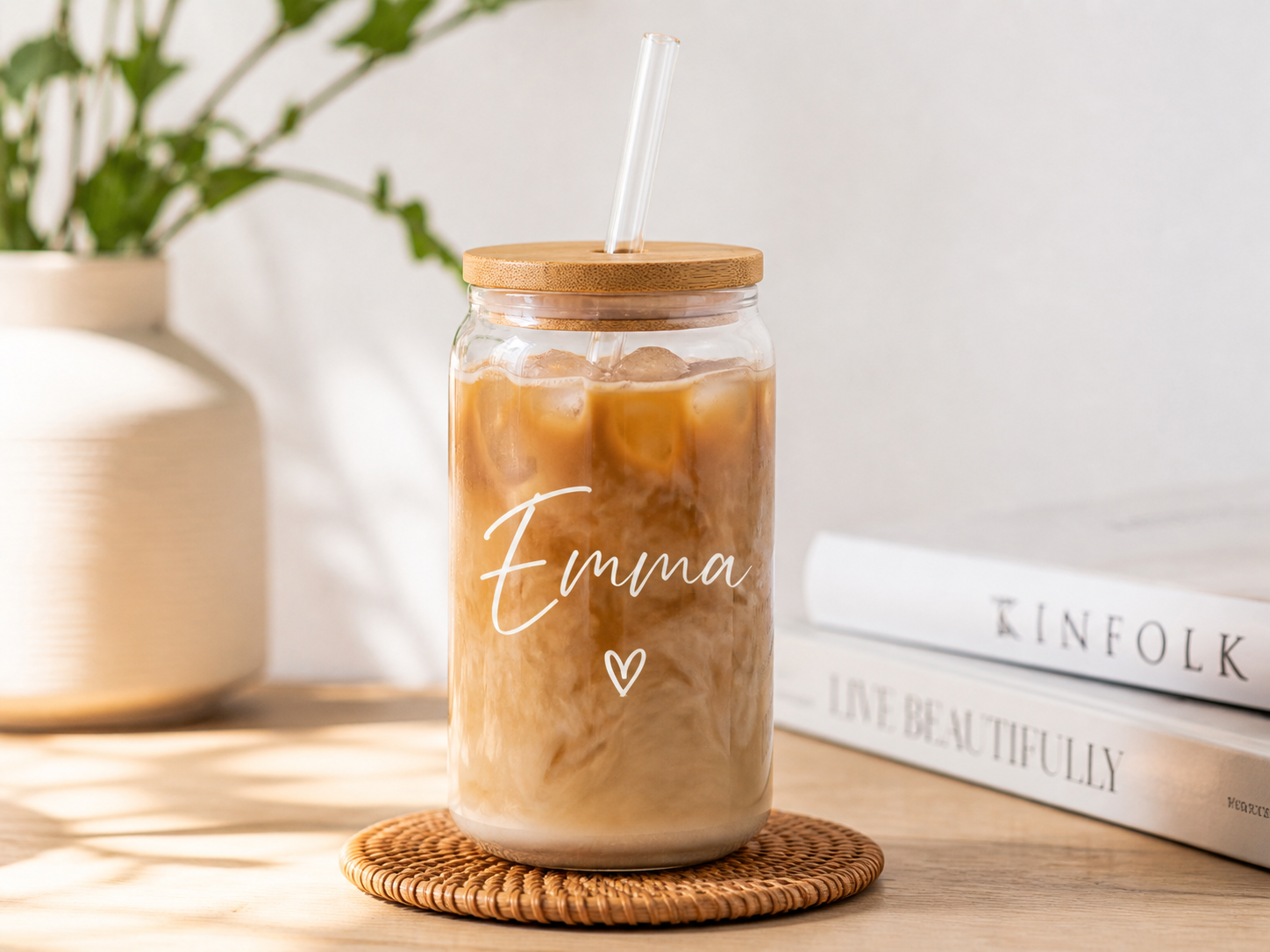 Personalized glass tumbler with bamboo lid in Pakistan